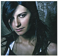Laura Pausini Resta In Ascolto Формат: Audio CD (Jewel Case) Дистрибьюторы: Warner Music, Торговая Фирма "Никитин" Европейский Союз Лицензионные товары Характеристики аудионосителей 2004 г Альбом: Импортное издание